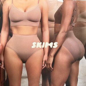 Brand-new Skims high waisted thong large/X-Large